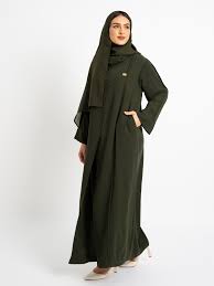 Batwing Abaya – Effortless Elegance