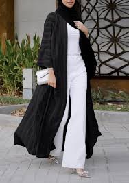 Batwing Abaya – Effortless Elegance